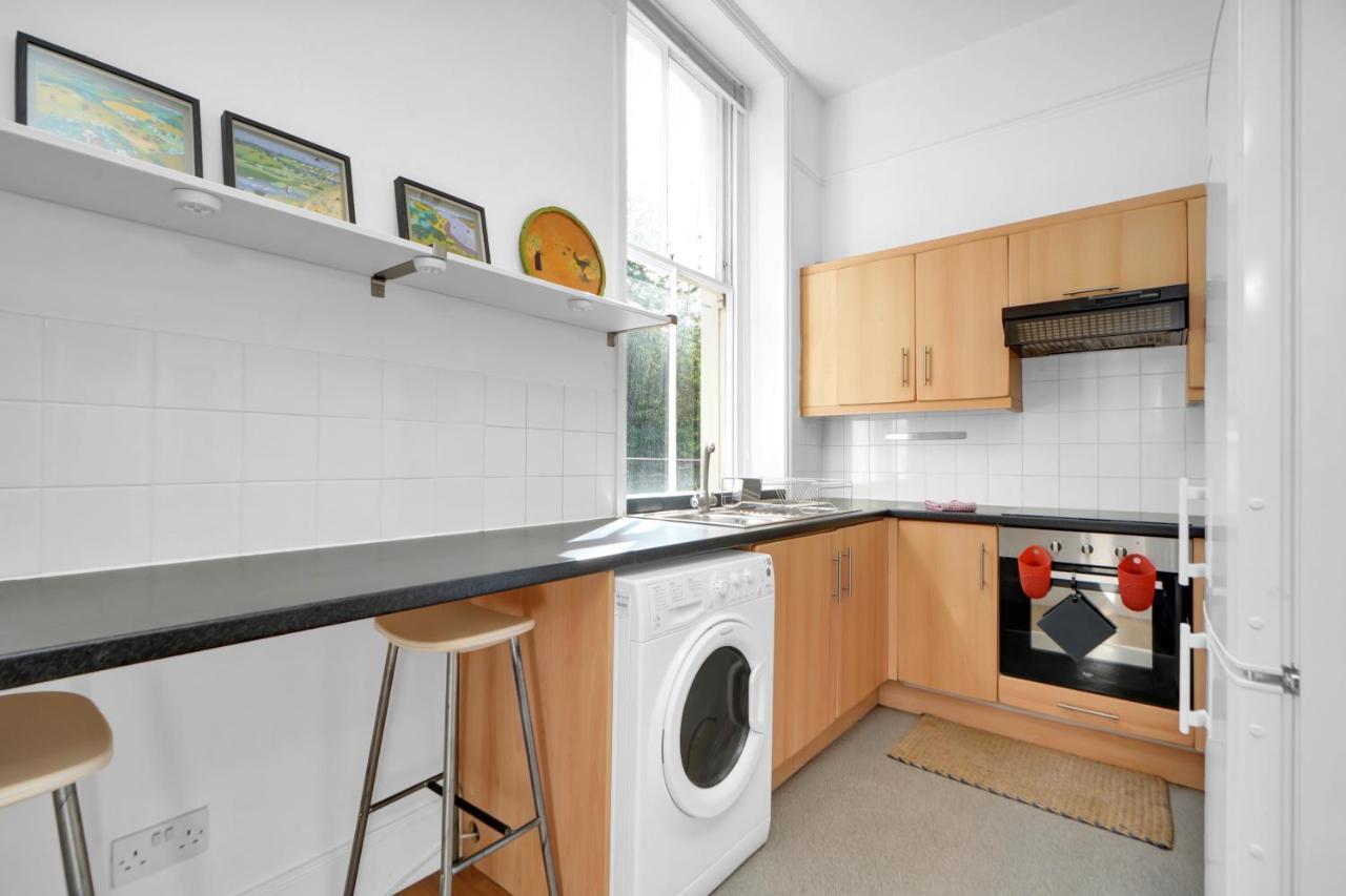 Bedford Place Hostels London Exterior photo